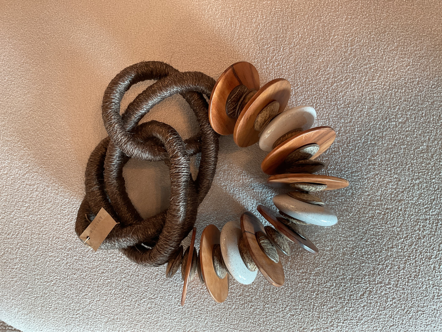 Baniwa Madeira Nobre Elegant Handcraft Necklace-Brown