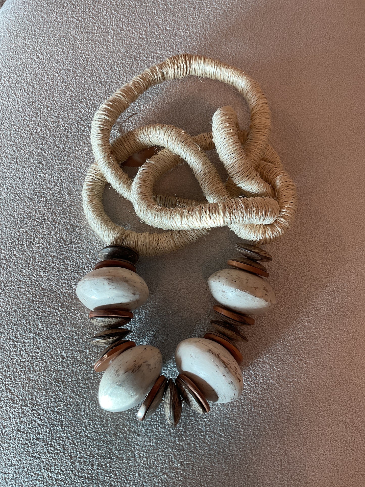 Baniwa Madeira Nobre Elegant Handcraft Necklace- Beige