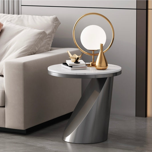 Abstract Corner Table