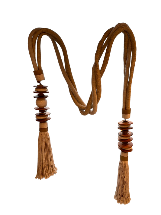 Nova Friburgo Elegant Handcraft Necklace